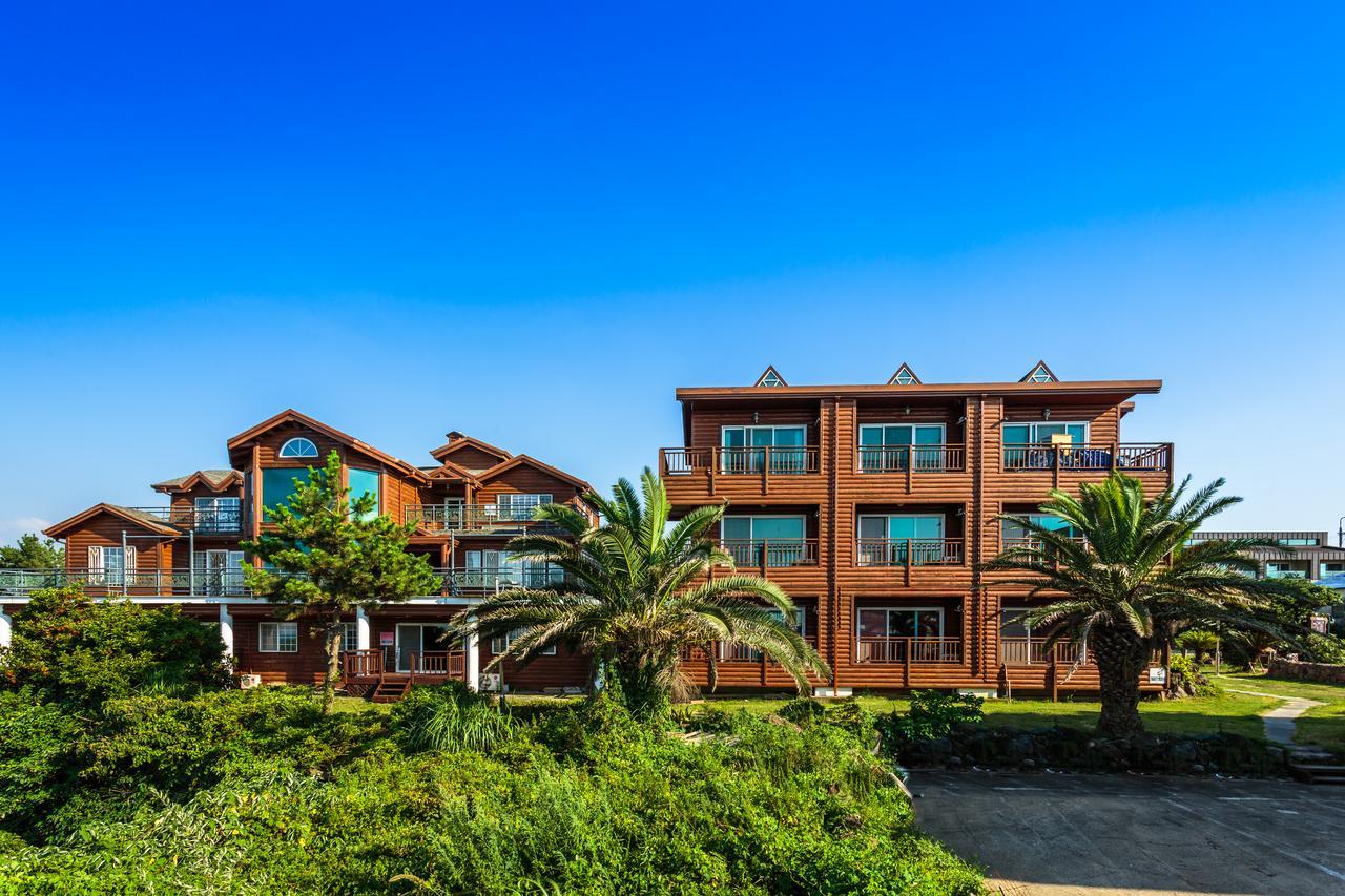Cadelhas Hotel Jeju Exterior photo